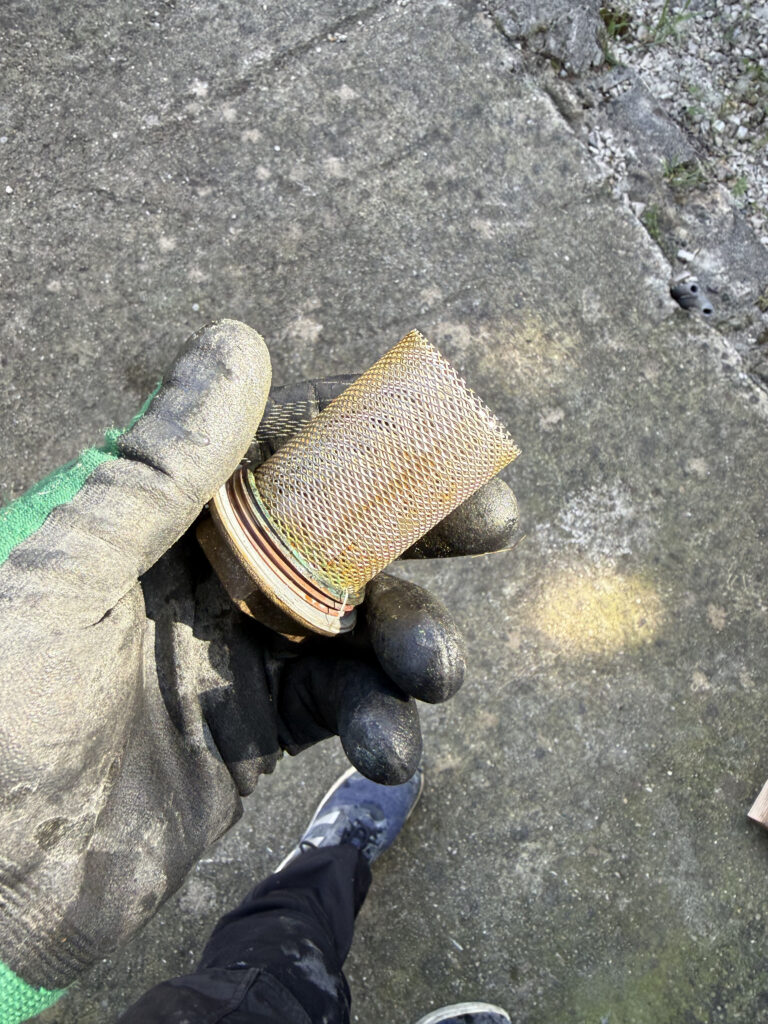 Extérieur tamis après nettoyage