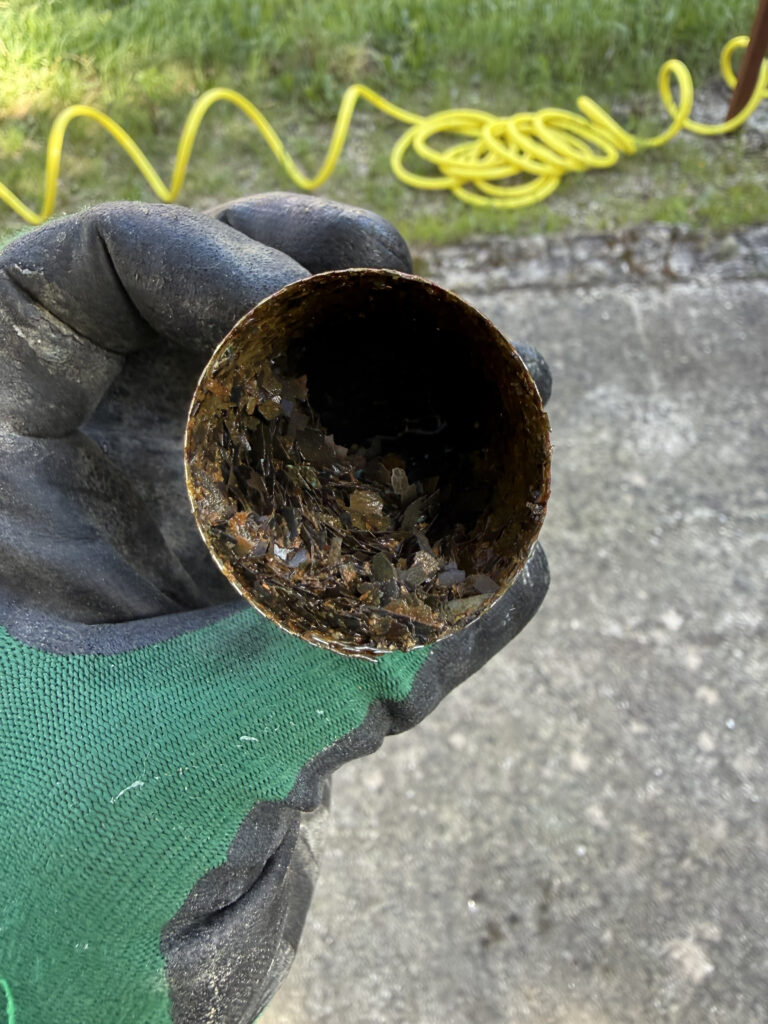 Tamis encrassé avant nettoyage